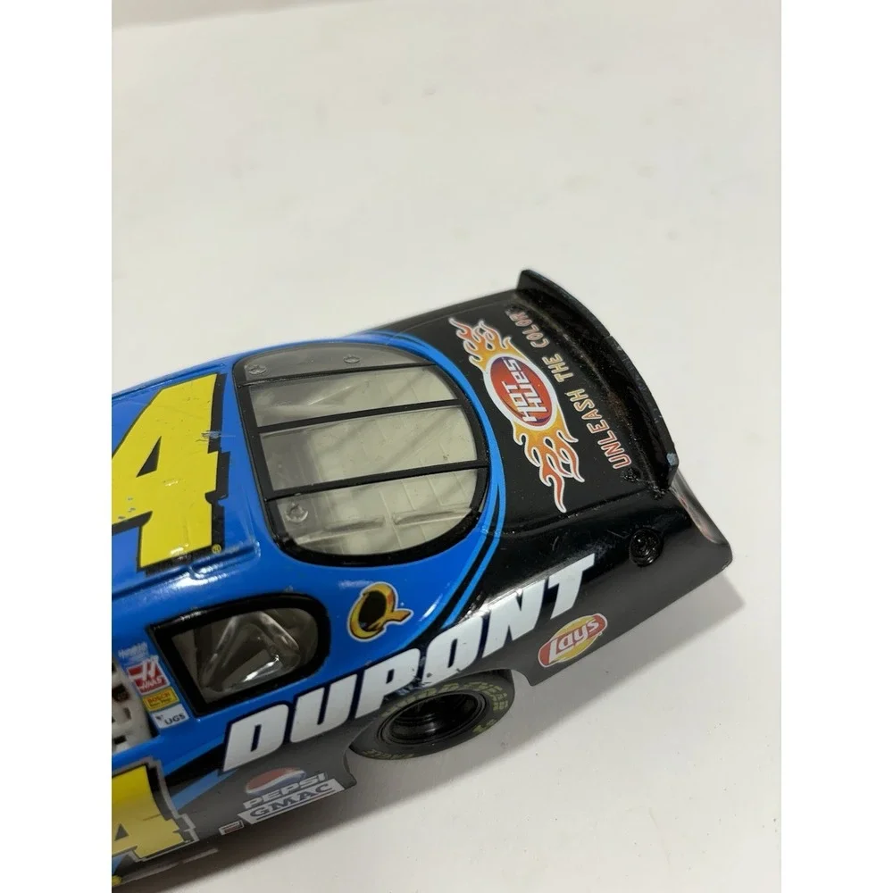 JEFF GORDON #24 DUPONT / PEPSI COR CHROME 2005 ACTION 1:24 SCALE NASCAR DIE-CAST